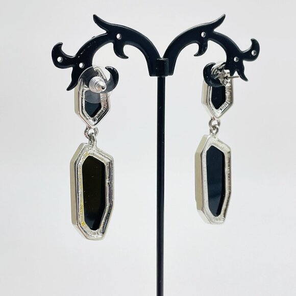 SIMPLY VERA Vera Wang Signed Earrings Black Faceted Stone Drop Silver Tone Mod - Picture 9 of 10